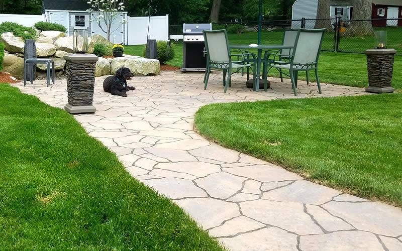 Hawkes Hardscape & Landscape Design - walkway and patio
